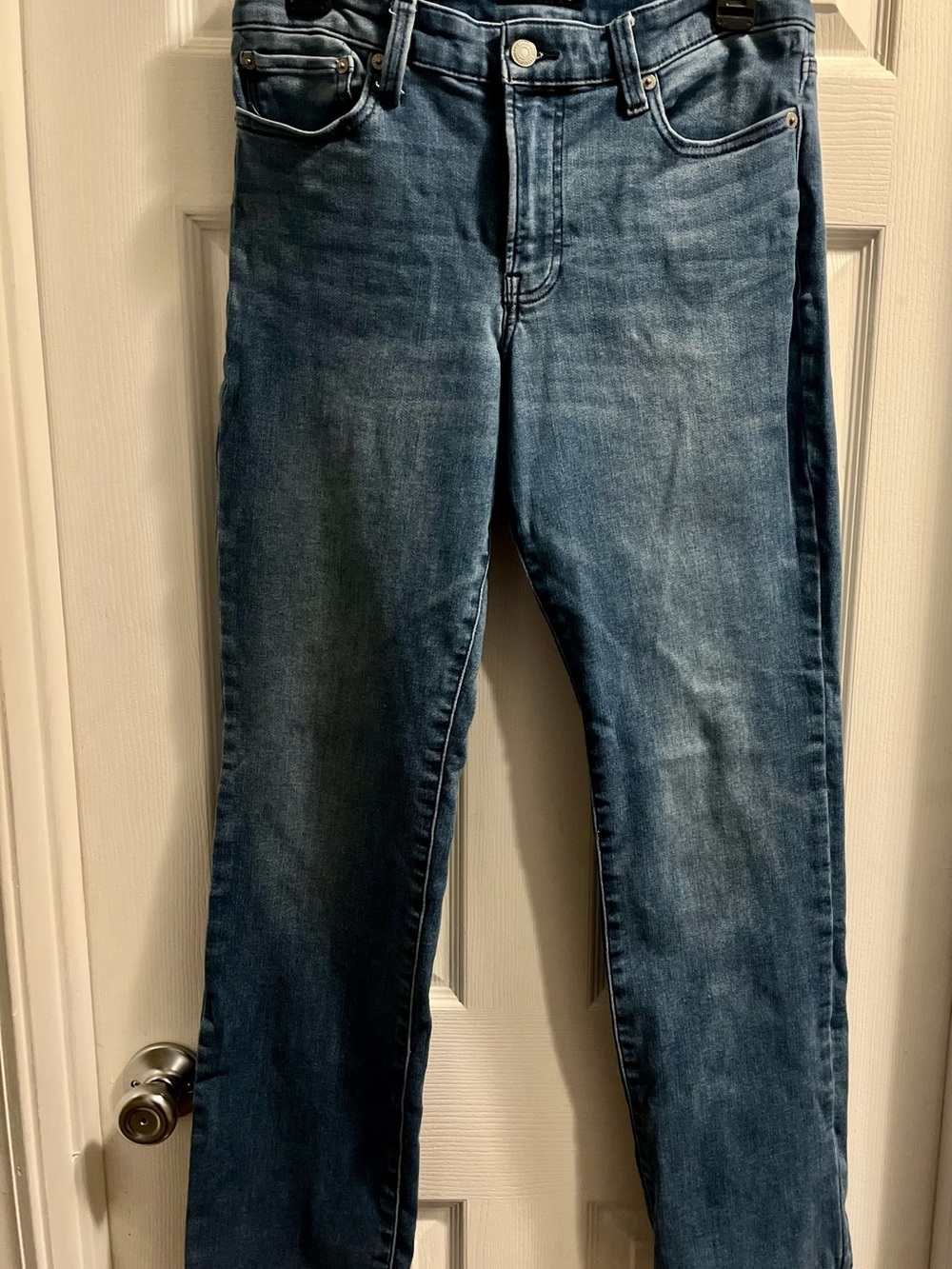 Lucky Brand Light Blue Denim Jeans with Leather Patch